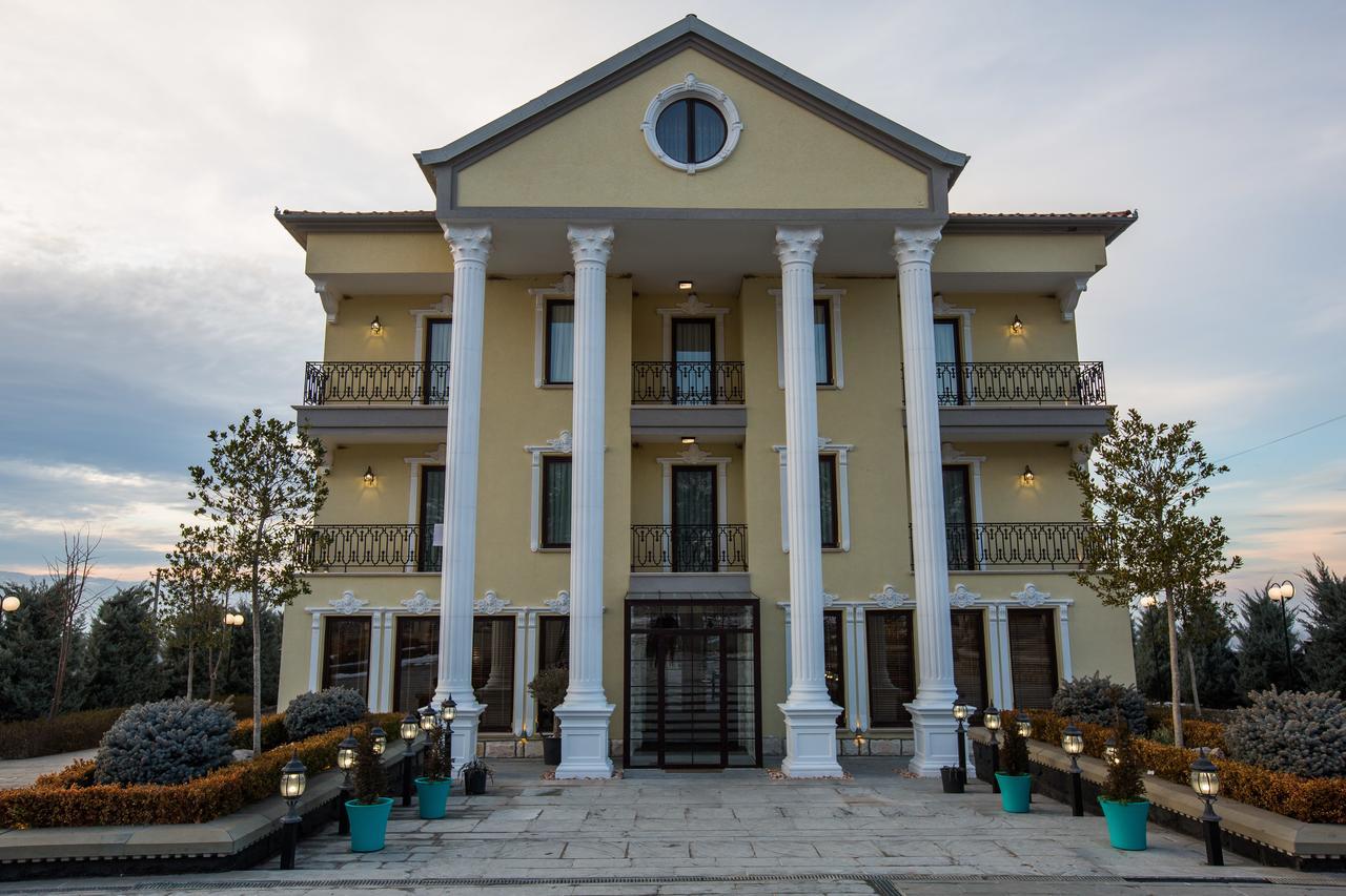 "L'Art De Vivre" Resort Korça Szoba fotó